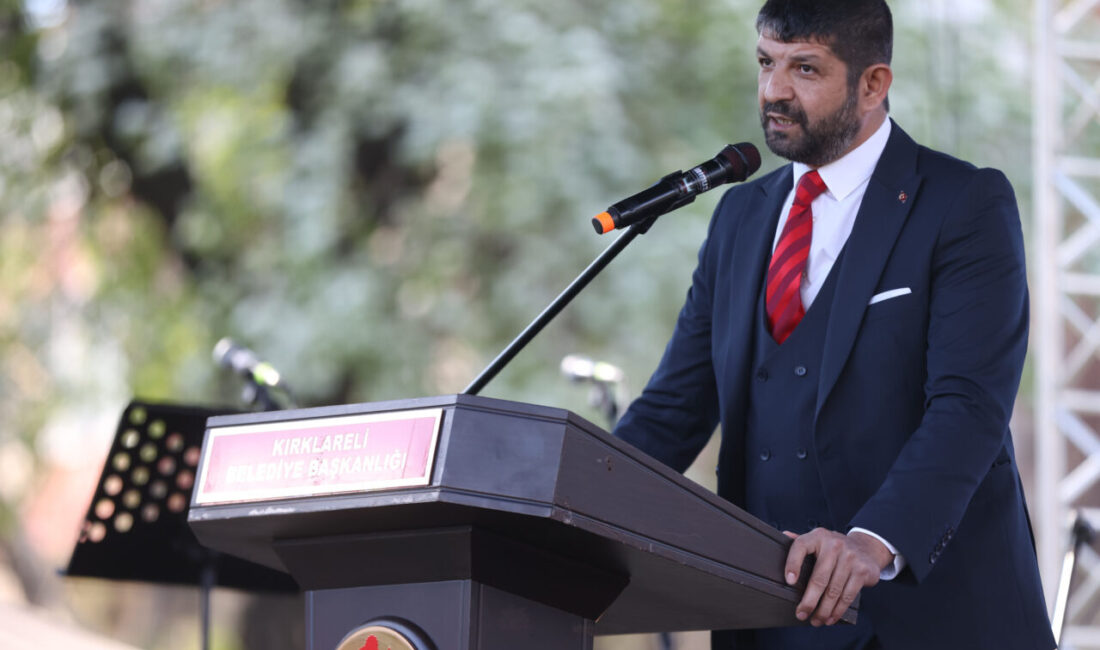 - Kırklareli Valisi Turan:
- "Roman vatandaşlarımız köklü kültürleri, güçlü aile