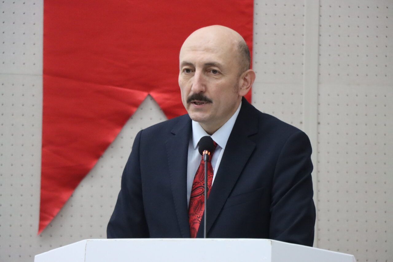 - Kırklareli Valisi Uğur Turan:
- "Bir toplumun gücü sadece ekonomik