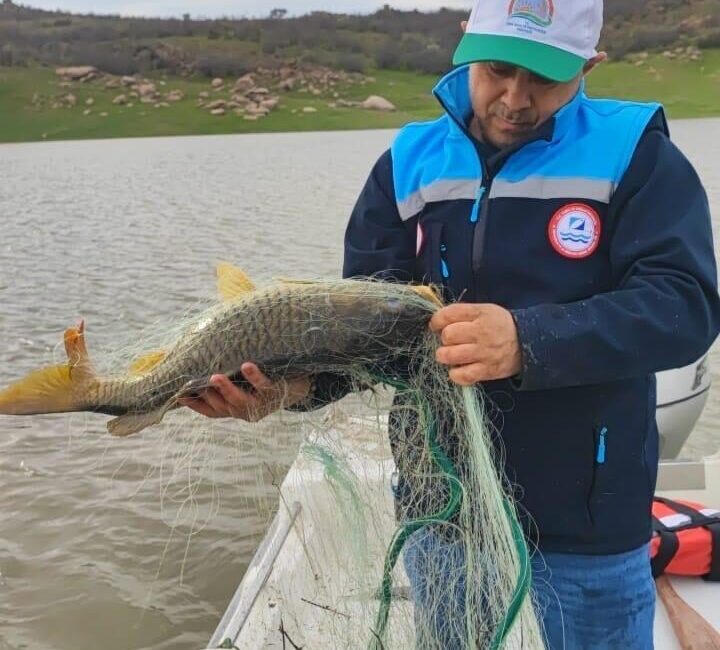 KIRKLARELİ (AA) – Kırklareli'nde kaçak avcılıkla mücadele kapsamında baraj gölüne
