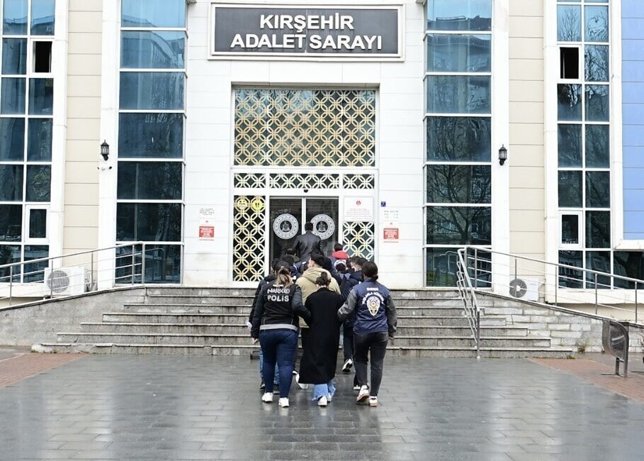 KIRŞEHİR (AA) – Kırşehir merkezli 3 ilde yürütülen yasa dışı