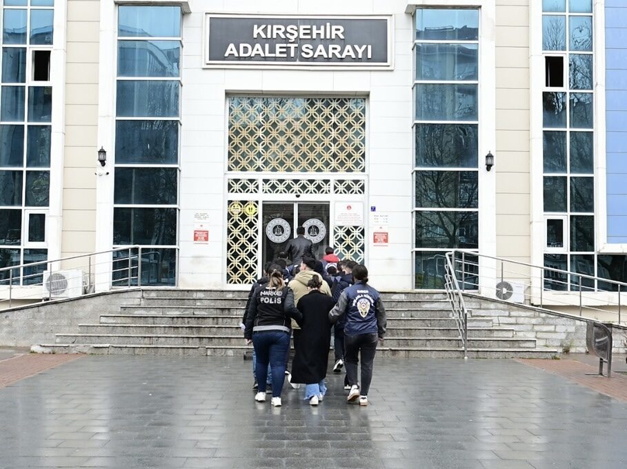 KIRŞEHİR (AA) – Kırşehir merkezli 3 ilde yürütülen yasa dışı