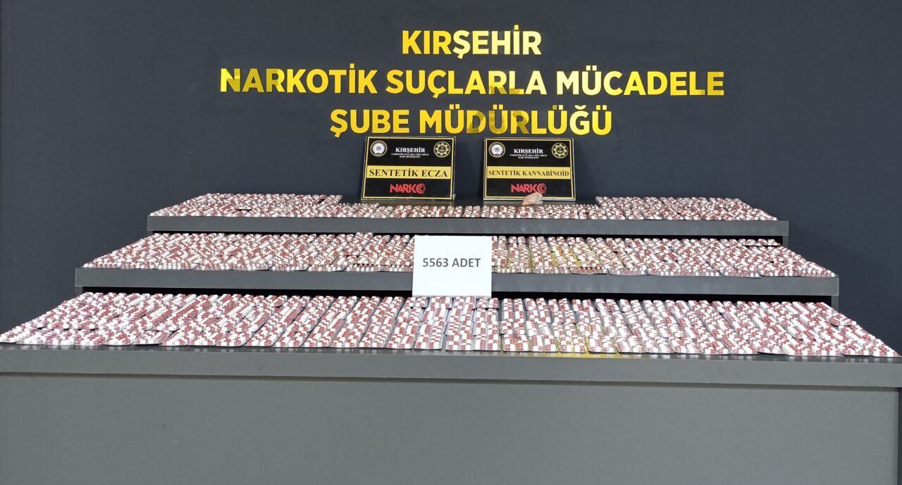 KIRŞEHİR (AA) – Kırşehir'de düzenlenen uyuşturucu operasyonunda 5 bin 563