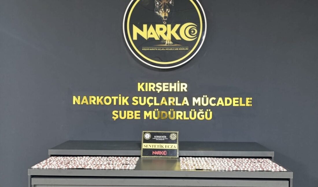 KIRŞEHİR (AA) – Kırşehir'de düzenlenen uyuşturucu operasyonunda, 1176 sentetik uyuşturucu