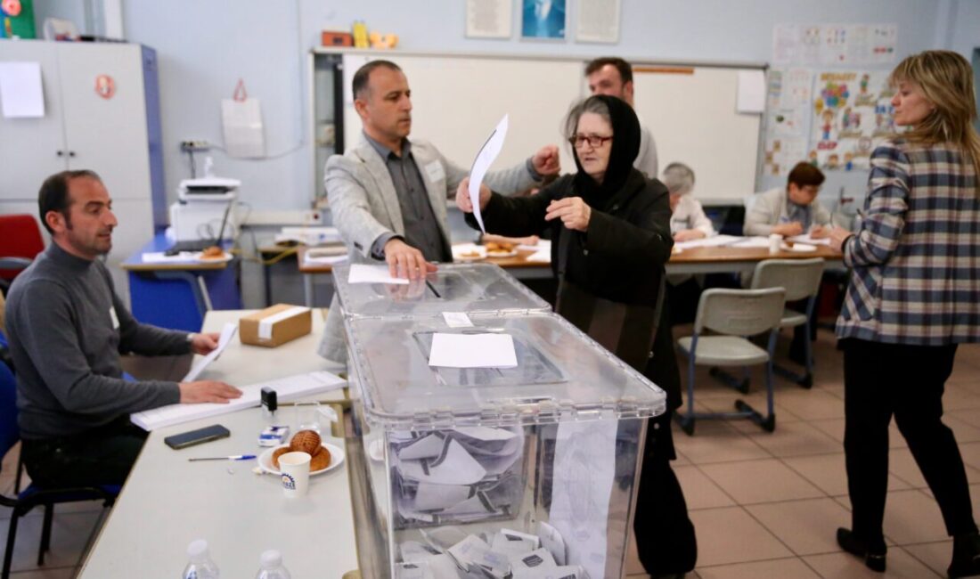 KOCAELİ (AA) – Kocaeli'de çifte vatandaşlar, Bulgaristan'daki genel seçim için