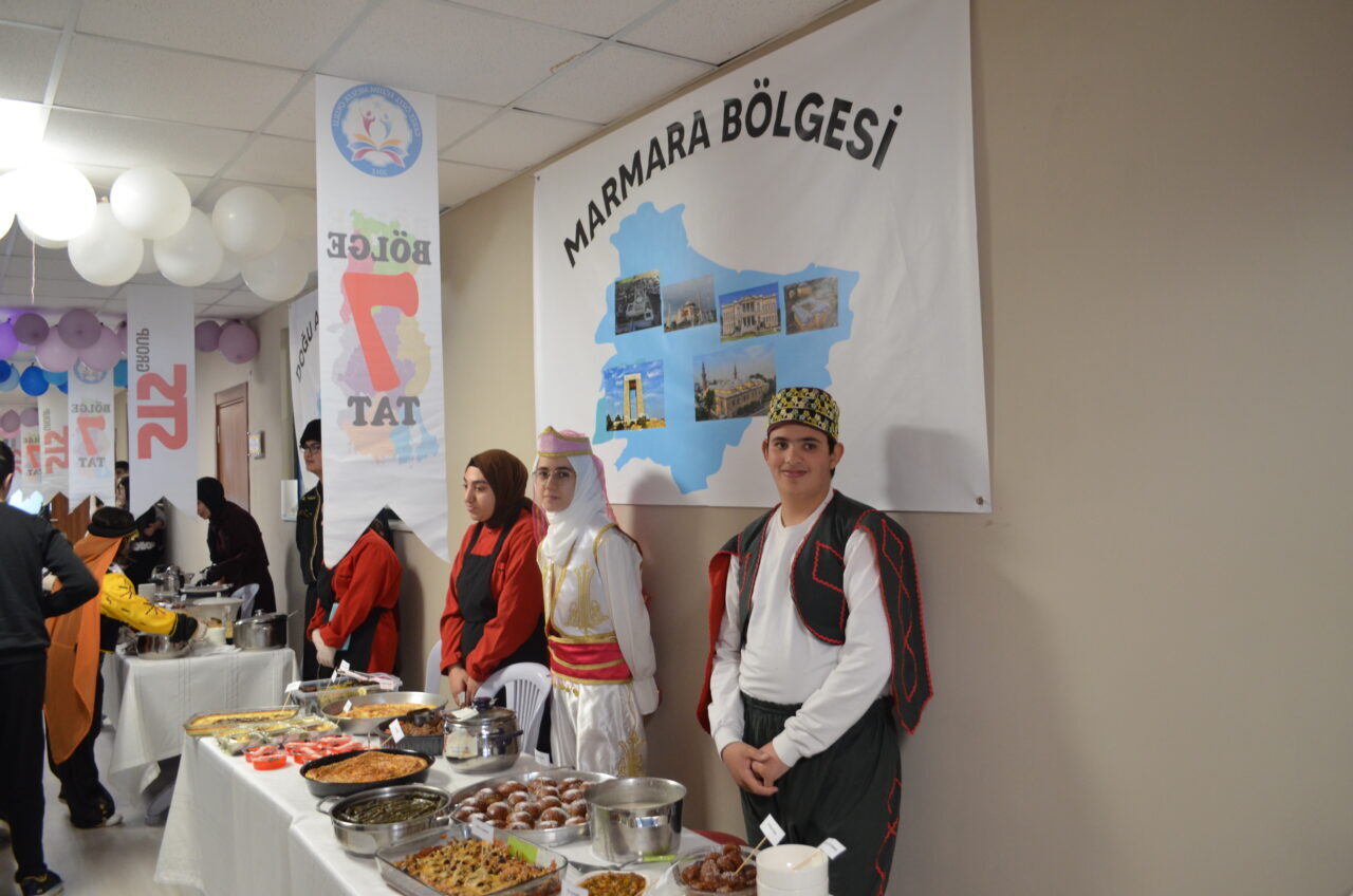 KOCAELİ (AA) – Kocaeli'de özel gereksinimli öğrenciler, yemek etkinliğinde hazırladıkları