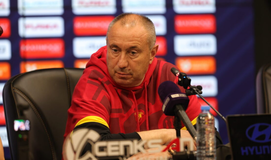 - Göztepe Teknik Direktörü Stanimir Stoilov:
- "Oyunun geneline baktığımda bugünkü