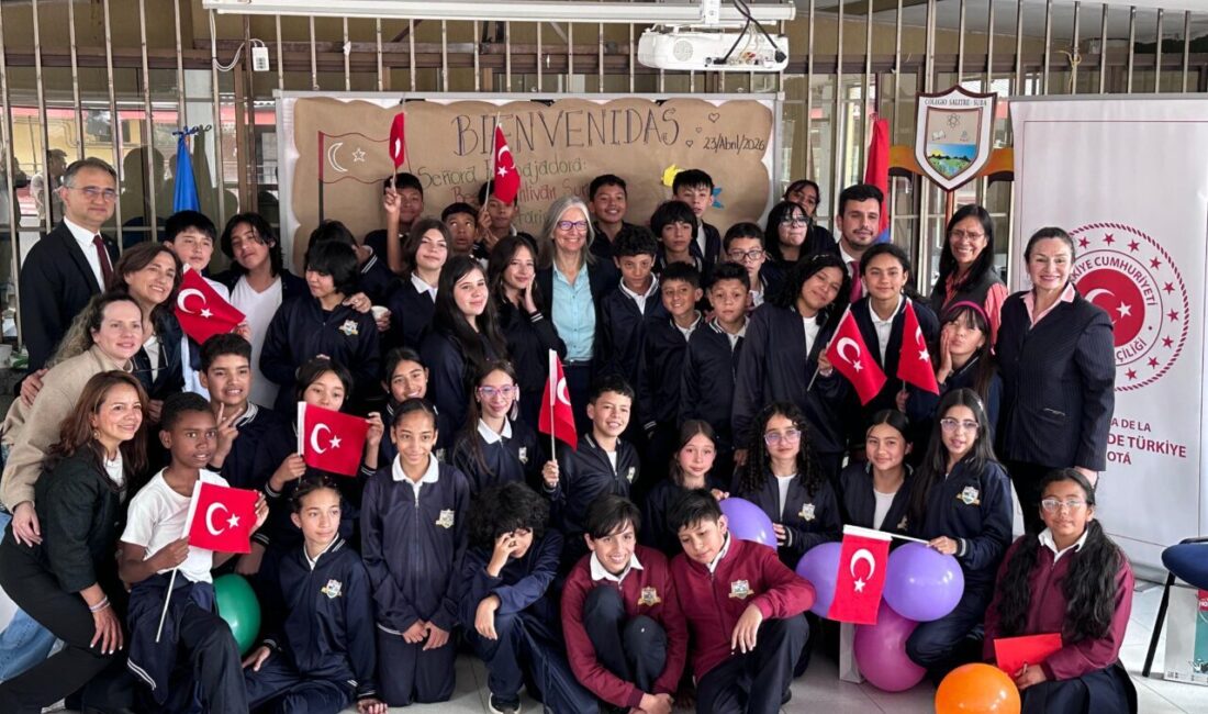 BOGOTA (AA) – Kolombiya'da 23 Nisan Ulusal Egemenlik ve Çocuk