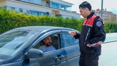 - Üniforma giyen yeşil-beyazlı futbolcular, polislerle mesai yaptı