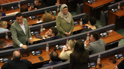 PRİŞTİNE (AA) – Kosova Meclisi, ülkenin Anayasa Mahkemesi'nin belirlediği sürede