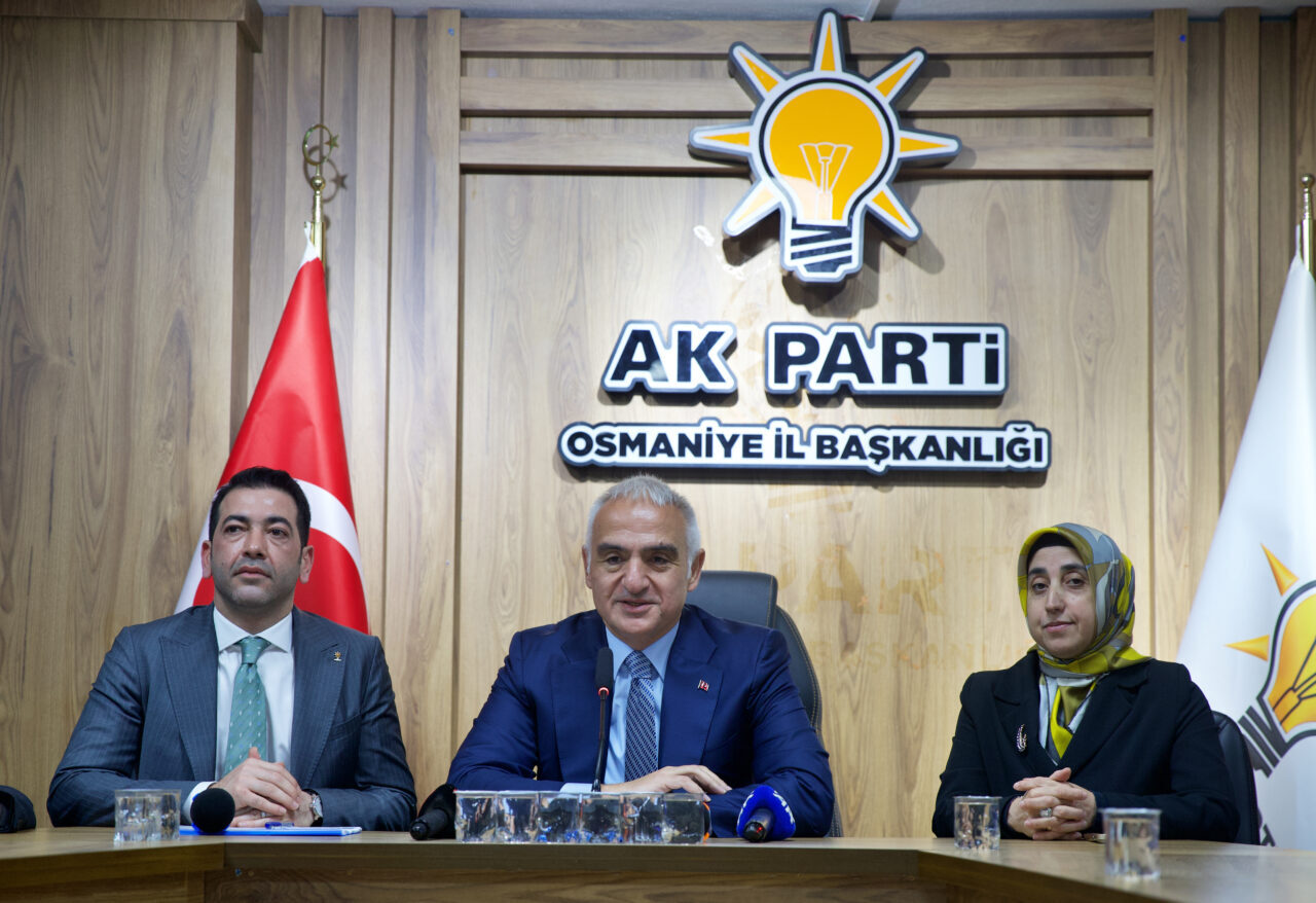 - "Cumhurbaşkanı'mızın liderliğinde dünyada ve özellikle bölgemizde barışı tekrar tesis