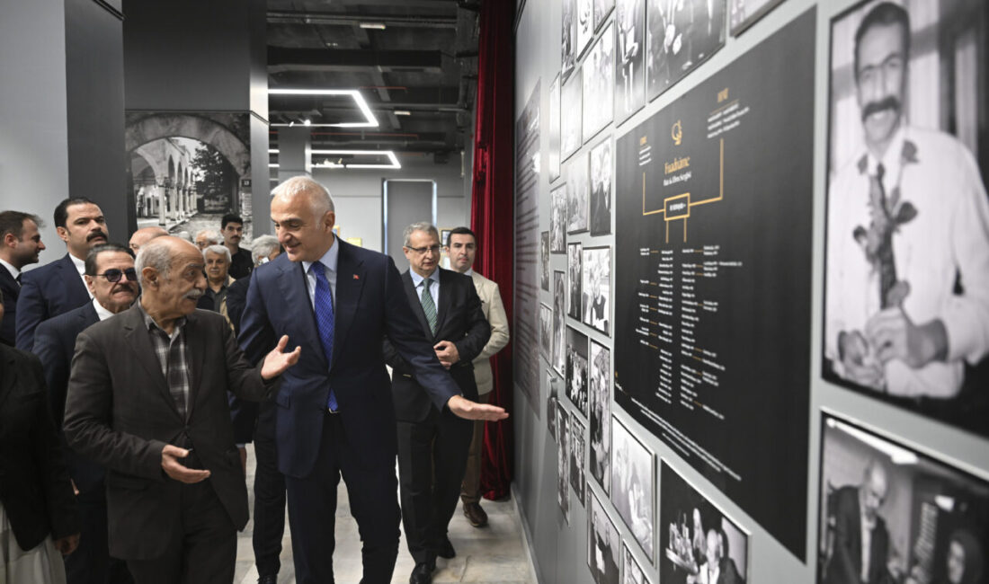 - "Fuadname, yalnızca bir sergi değil, yarım asırlık bir emeğin,