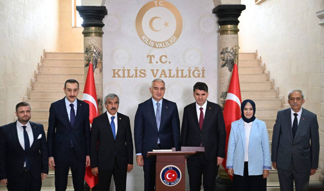 - "(Tarihi eser kaçakçılığı) Bu toprakların medeniyet mirasına el uzatan,