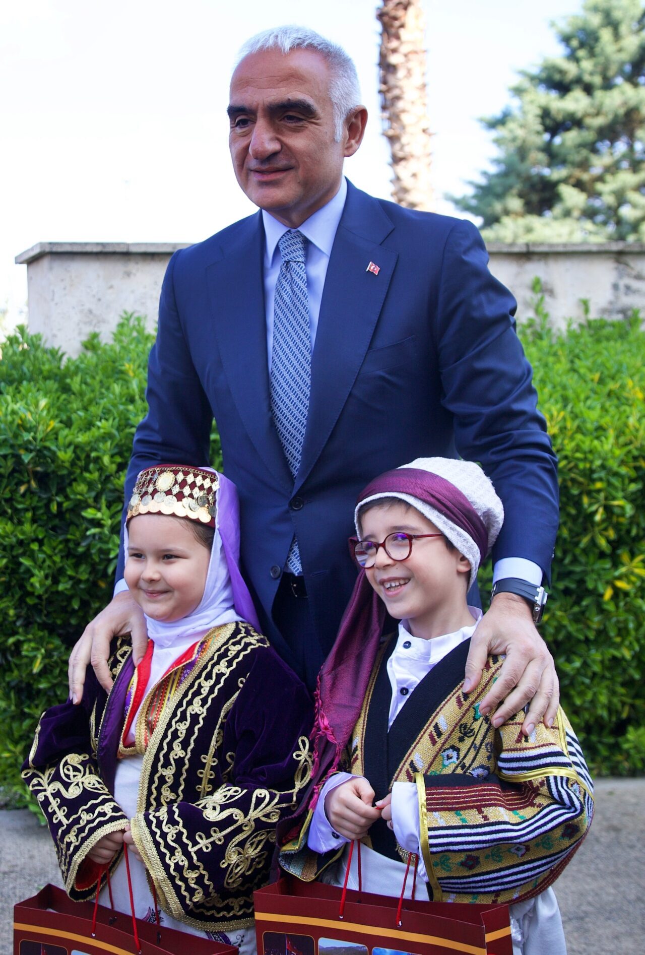 - "Türkiye'nin turizmde yakaladığı ivme ve elde ettiği rekorlar Anadolu'nun