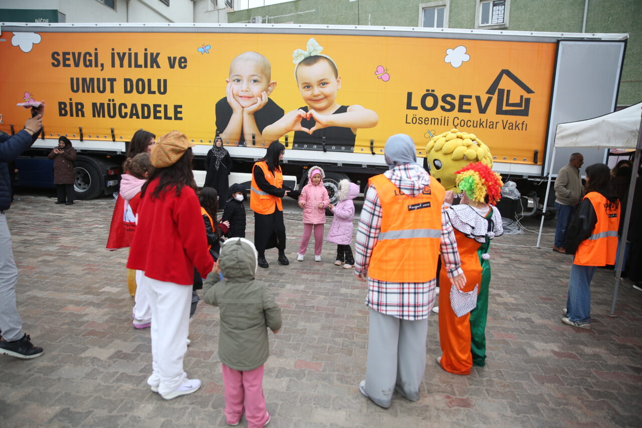 NİĞDE (AA) – Lösemili Çocuklar Sağlık ve Eğitim Vakfınca (LÖSEV)