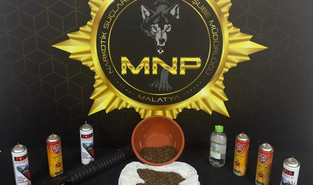 MALATYA (AA) – Malatya'da uyuşturucu operasyonunda yakalanan 7 zanlı tutuklandı.