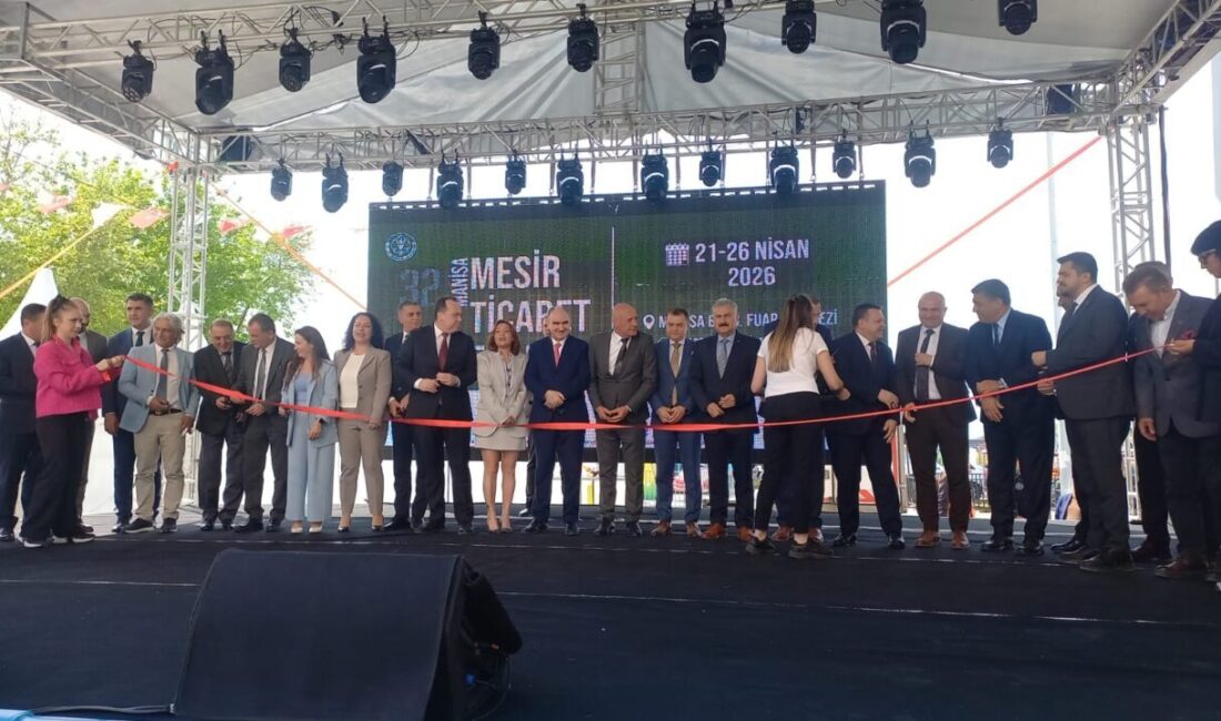 MANİSA (AA) – Manisa'da 486. Uluslararası Manisa Mesir Macunu Festivali