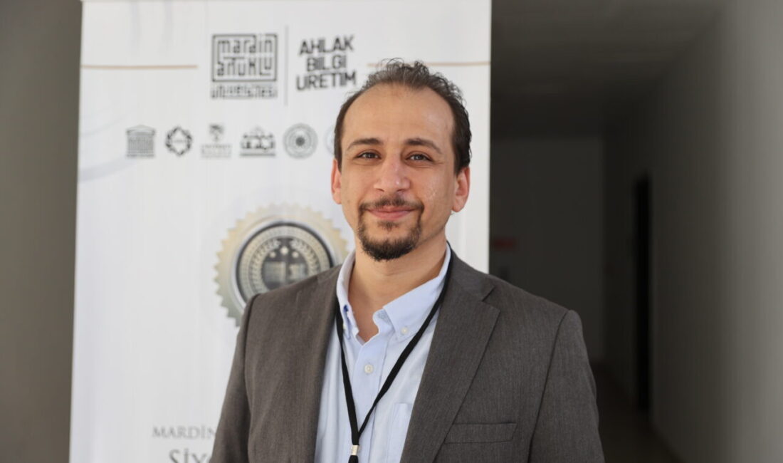 - MAÜ Edebiyat Fakültesi Dekanı Prof. Dr. Yunus Cengiz:
- "Siyonizmin