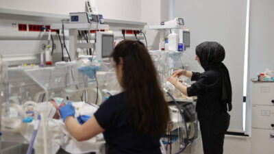 MARDİN (AA) – Mardin'de organları gelişmeden 37 haftalıkken doğan ve