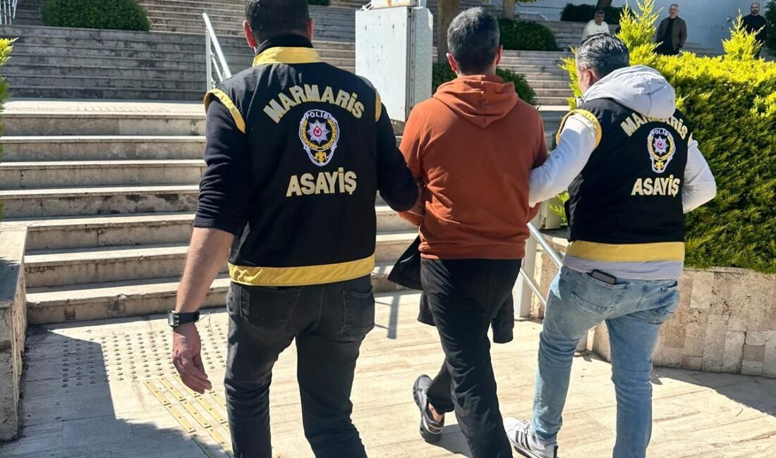 MUĞLA (AA) – Muğla'nın Marmaris ilçesinde 11 ayrı suçtan aranan