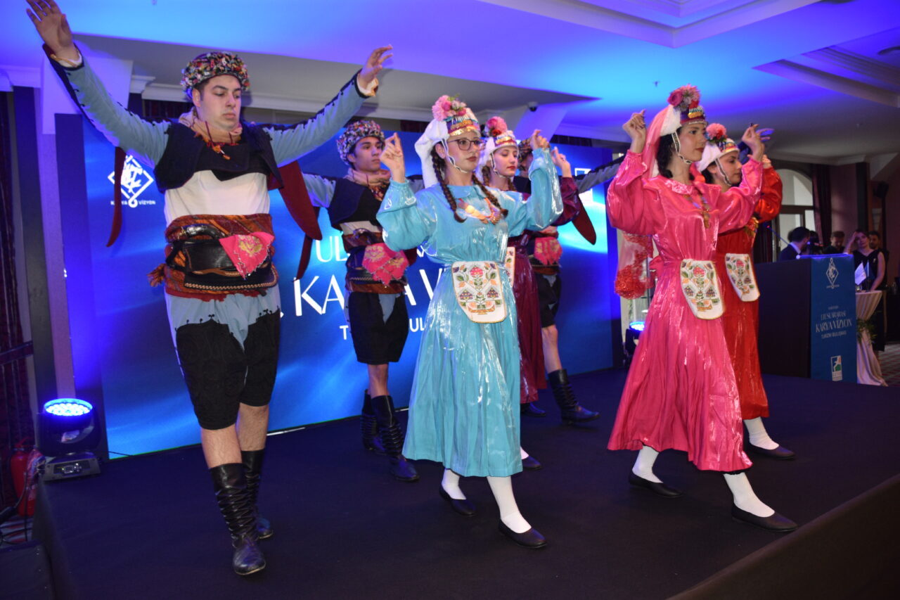 MUĞLA (AA) – Muğla'nın Marmaris ilçesinde, turizm sektörü temsilcileri, yatırımcılar