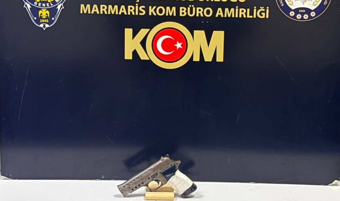 MUĞLA (AA) – Muğla'nın Marmaris ilçesinde düzenlenen asayiş uygulamasında ruhsatsız