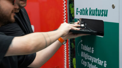 - MediaMarkt Türkiye Pazarlama, Kurumsal İletişim ve e-Ticaret Direktörü Tolga