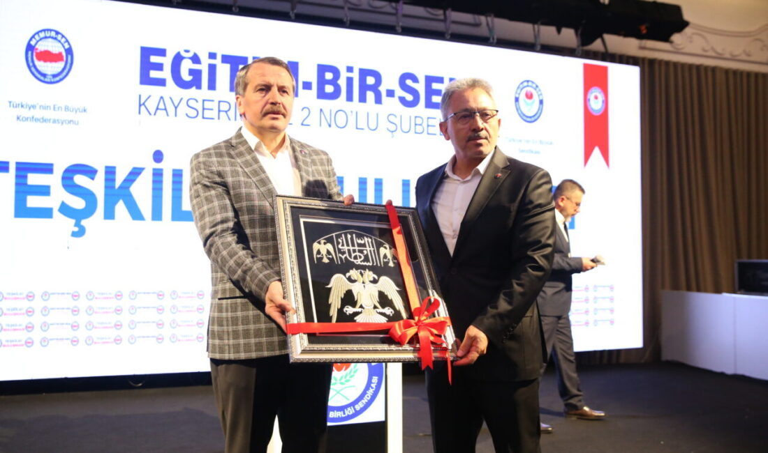 - "Kurulduğumuz andan geldiğimiz zamana kadar hiçbir zaman milletle karşı