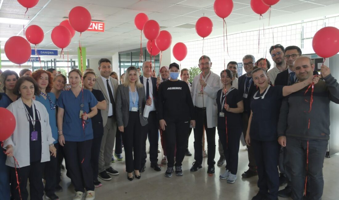 MERSİN (AA) – Mersin Üniversitesi Hastanesi'nde kanser tedavisi başarıyla tamamlanan