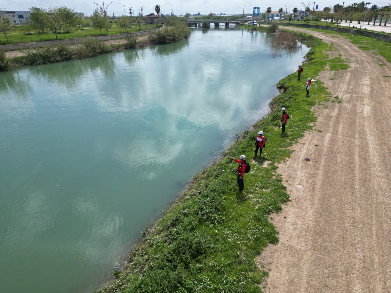 MERSİN (AA) – Mersin'in Tarsus ilçesinde şelaleye girdikten sonra kaybolan