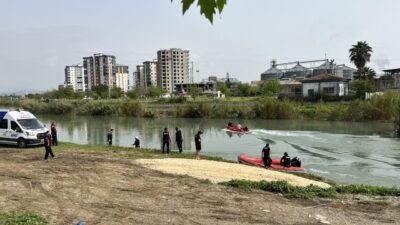 MERSİN (AA) – Mersin'in Tarsus ilçesinde şelaleye girdikten sonra kaybolan