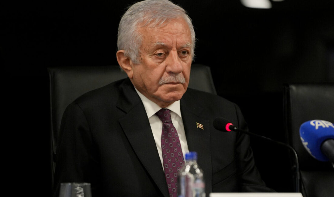 - TBMM Başkanvekili Celal Adan:
- "Cumhurbaşkanımız ile Sayın Genel Başkanı'mızın