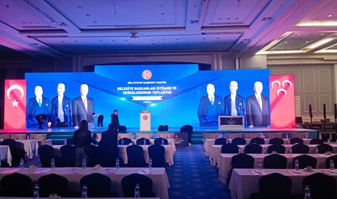 MUĞLA (AA) – Milliyetçi Hareket Partisi'nin (MHP) belediye başkanları istişare