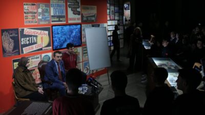 - "23 Nisan'ı biz, milli egemenliğin, Türkiye'de demokrasinin yeniden konsolide