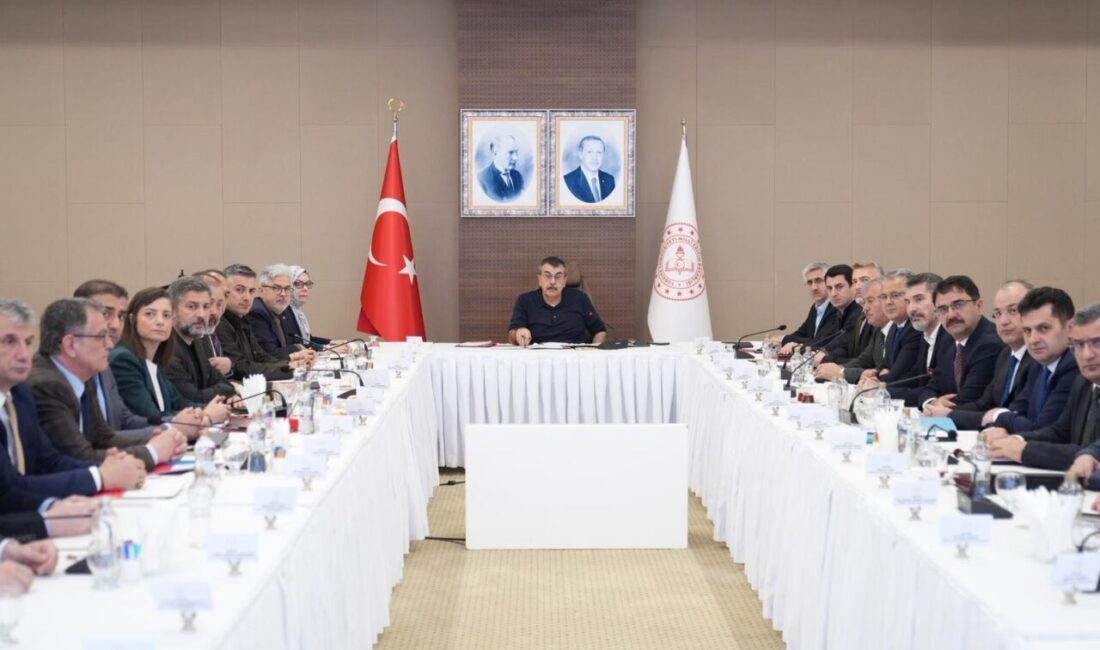 - Toplantıda, Şanlıurfa ve Kahramanmaraş'ta gerçekleştirilen menfur saldırılar sonrası bölgede