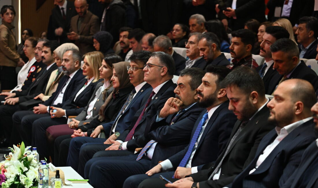 - "Milli Eğitim Bakanlığı olarak yapay zeka konusunda hem programımızı