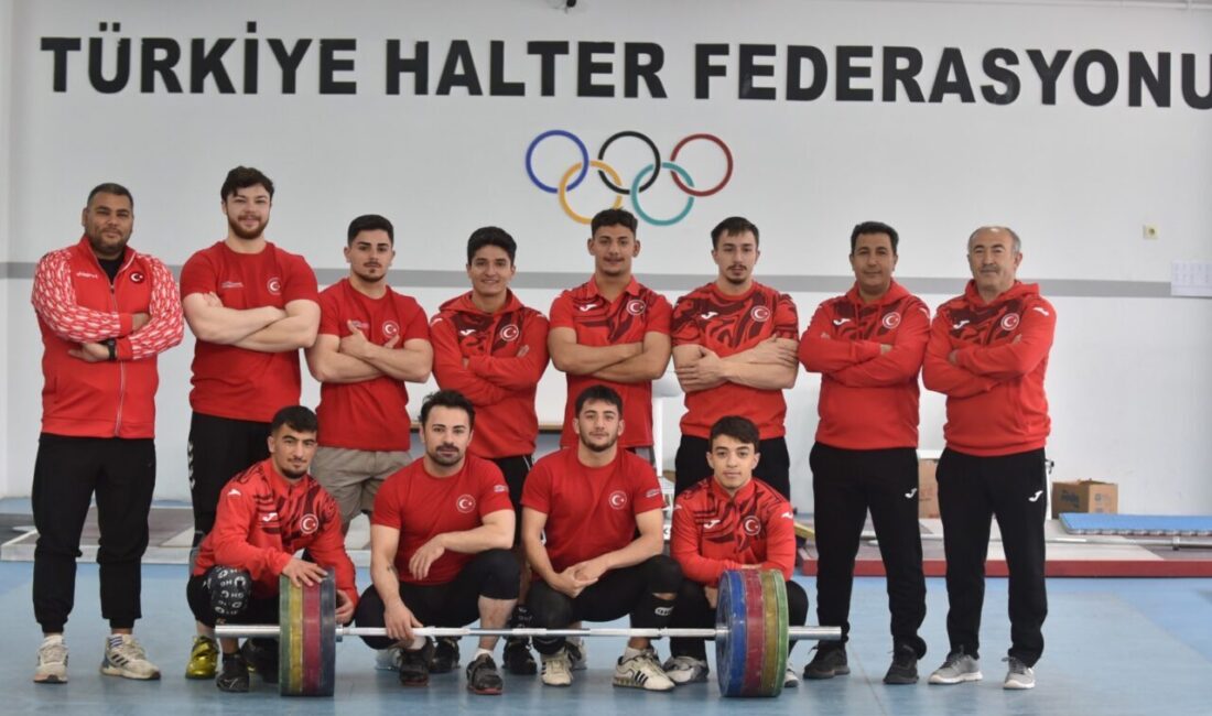 - Yarın başlayacak organizasyonda Türkiye adına 7'si kadın 15 sporcu