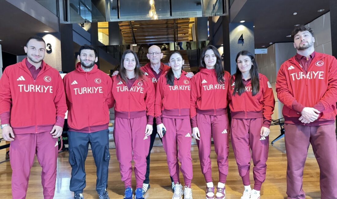 - Organizasyonda Türkiye'yi temsil edecek 6'sı kadın 12 milli sporcu,