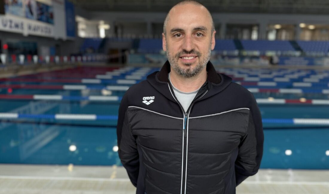 - Multinations Gençler Yüzme Şampiyonası'nda 4 altın madalya kazanan Emre