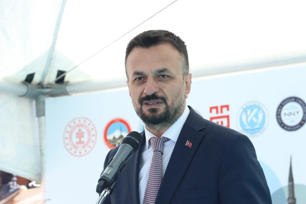 KAYSERİ (AA) – Osmanlı İmparatorluğu'nun dört bir yanında yükselen eserleriyle