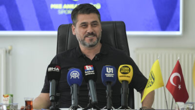 - MKE Ankaragücü Teknik Direktörü Recep Karatepe:
"Bu takım seneye şampiyonluğu