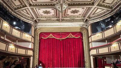 İSTANBUL (AA) – Türk müziğinin unutulmaz isimlerinden bestekar, eğitmen ve