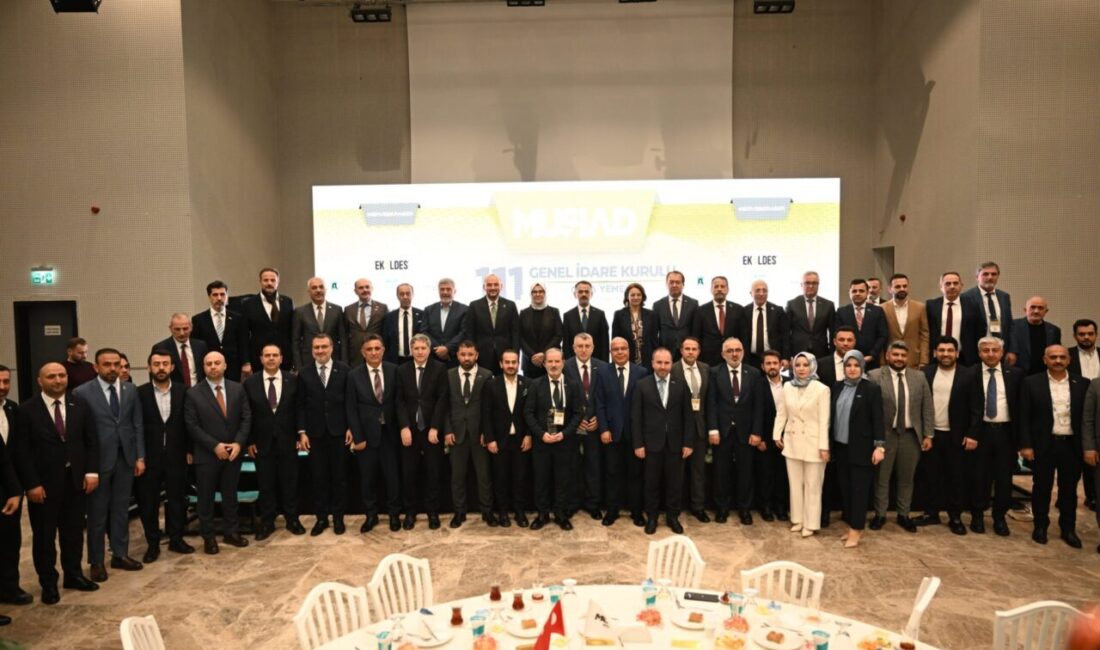 - "Taraflı tarafsız herkesin takdir ettiği, yanı başımızda, kuzeyimizde, doğumuzda,