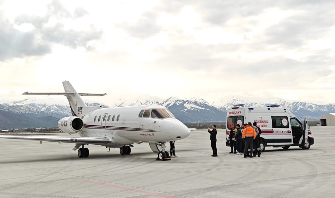 MUŞ (AA) – Muş Devlet Hastanesi'nde doğan iki günlük bebek,