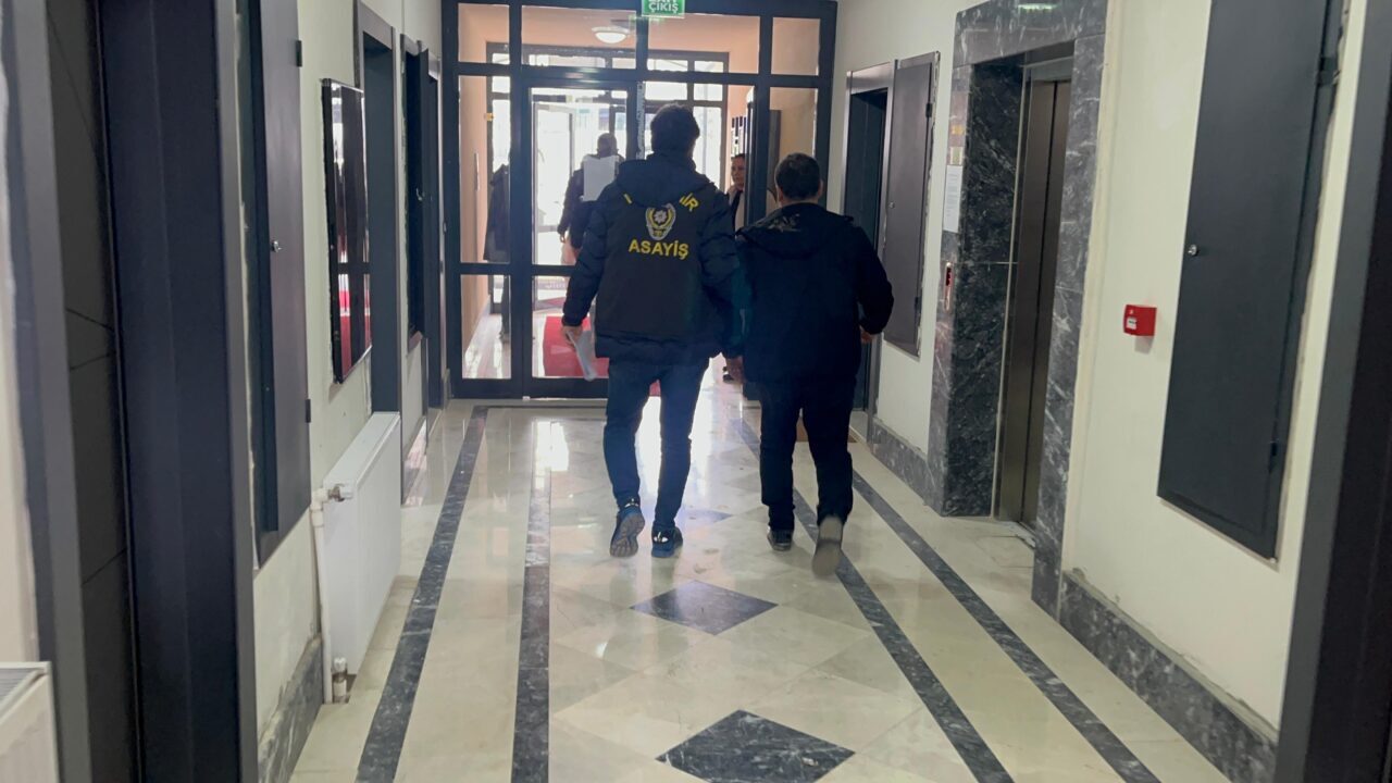 NEVŞEHİR (AA) – Nevşehir'in Kozaklı ilçesinde düzenlenen eş zamanlı fuhuş