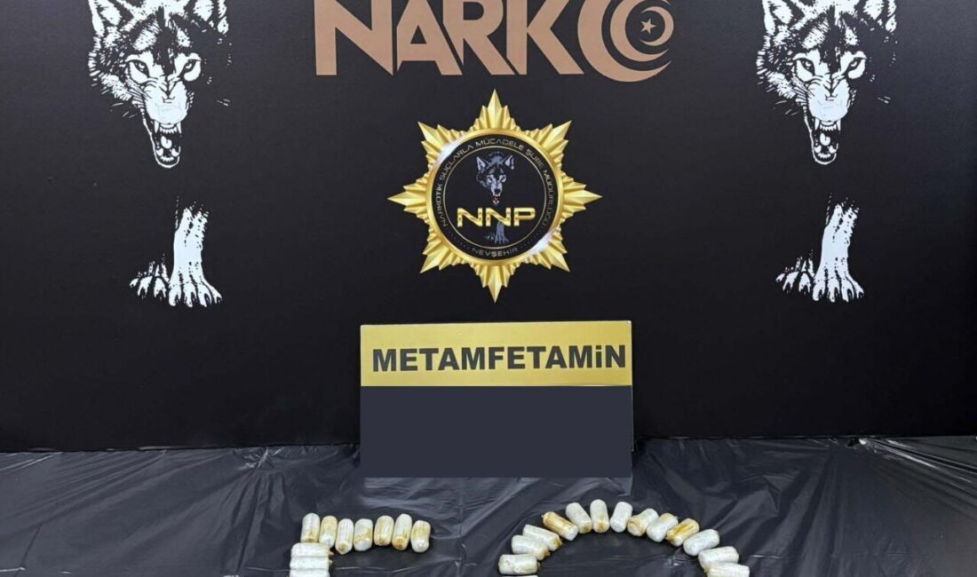 NEVŞEHİR (AA) – Nevşehir'de midelerinde uyuşturucu kapsülleri bulunan 2 şüpheli
