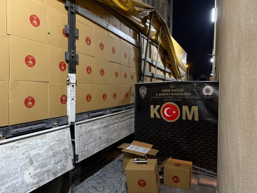 NİĞDE (AA) – Niğde'de 11 milyon 700 bin makaron (filtreli