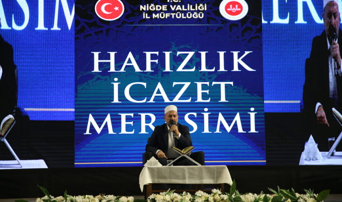 NİĞDE (AA) – Niğde'de eğitimlerini tamamlayan 111 hafız için icazet