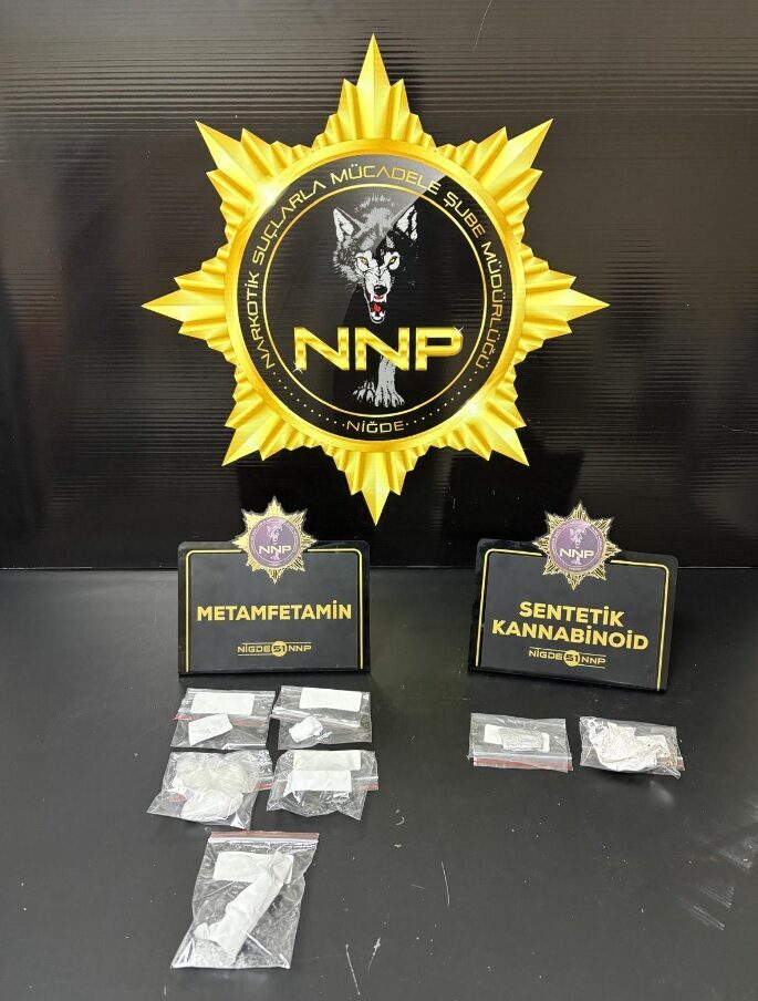 NİĞDE (AA) – Niğde merkez ve Bor ilçelerinde düzenlenen uyuşturucu