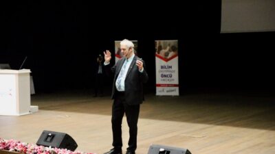 KOCAELİ (AA) – 2022 Nobel Kimya Ödülü sahibi Morten Meldal,