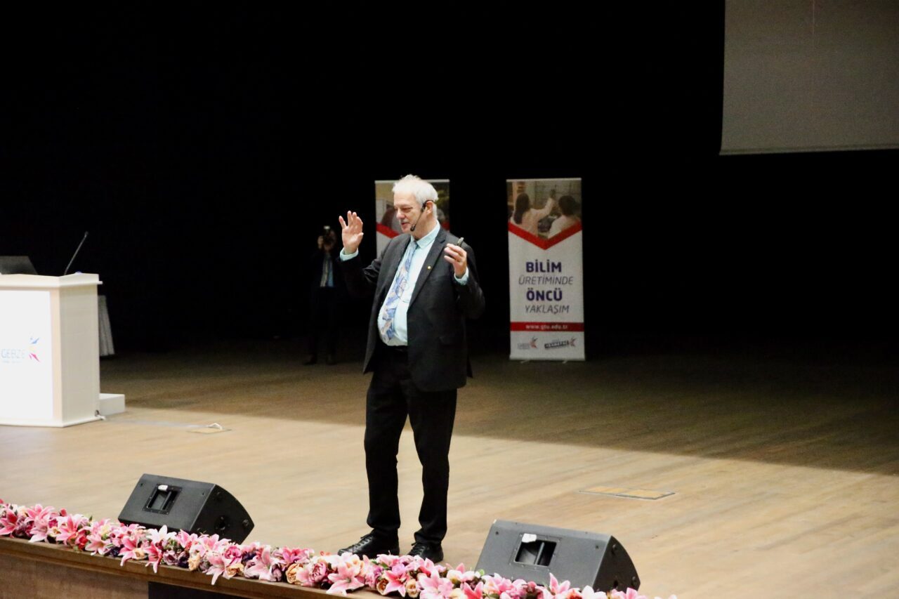 KOCAELİ (AA) – 2022 Nobel Kimya Ödülü sahibi Morten Meldal,